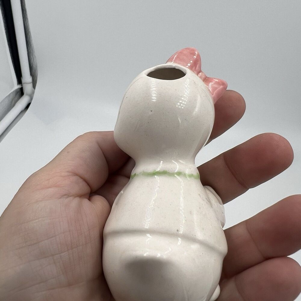 Rare Vintage Macrame Bead Ceramic Baby Girl Duck Bow Pink Flower Figurine - Picture 5 of 7